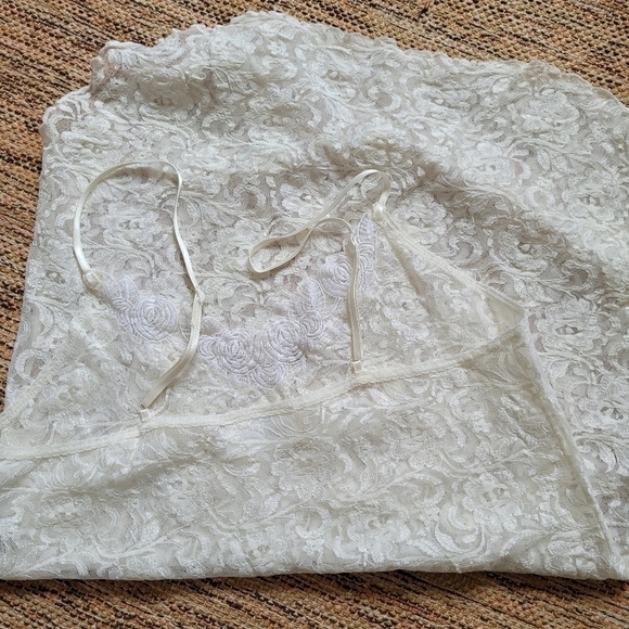 VINTAGE Lace Nightgown | size LARGE - Picture 6 of 6